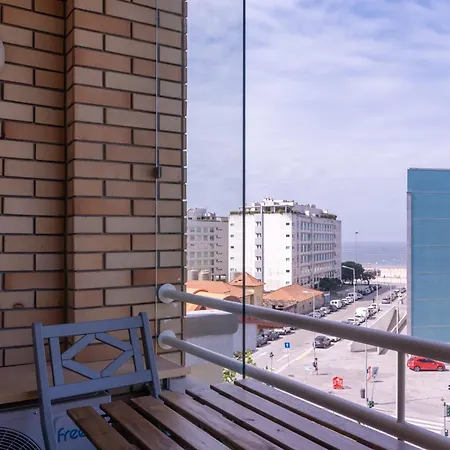Daire Oceanbreeze - Ecohost - T2 Espacoso Com Varanda E Garagem Perto Da Em